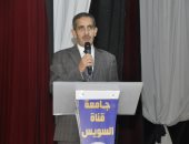 رئيس جامعة قناة السويس يعرض ملف التحول الرقمى فى اجتماع بحضور 5 شركات تكنولوجية