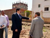 صور .. محافظ القليوبية يقيل رئيس "باسوس وشلقان" بسبب البناء المخالف