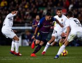 برشلونة ضد فالنسيا.. ماذا قدم سواريز وجريزمان في مبارياتهما السابقة ضد الخفافيش؟