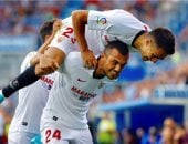 اشبيلية يتصدر ترتيب الدوري الاسباني بهدف ضد الافيس.. فيديو