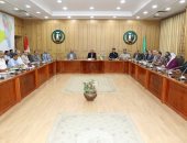 محافظ المنوفية تناقش إستعداداتها لمواجهة التغيرات المناخية بفصل الشتاء