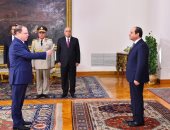 رئيس مجلس الدولة والنائب العام يحلفان اليمين أمام الرئيس السيسى