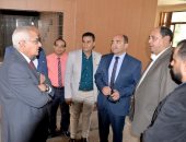 صور.. رئيس جامعة المنصورة يتفقد أعمال الصيانة والتطوير بدار الضيافة والمؤتمرات