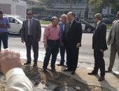 هبوط أرضى أمام الجهاز المركزى للمحاسبات ومحافظ القاهرة يتفقد المكان