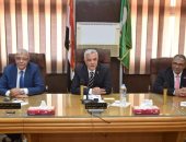 رئيس جامعة المنوفية يجتمع بعمداء الكليات لمناقشة أخر الاستعدادات العام الدراسى 