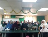 مدير تأمين الشرقية يجتمع بالزائرات الصحيات لمبادرات فيرس سى والأنيميا بالمدارس