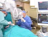 صور.. توريد 65 جهاز قوقعة بمستشفى سوهاج الجامعى بتكلفة 7.5 مليون جيه