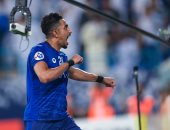 الدوسرى نجم الهلال يعود للتسجيل بدورى أبطال آسيا بعد غياب عامين.. فيديو