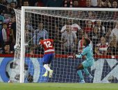 غرناطة ضد برشلونة.. البارسا يتلقى الهدف الأول فى الدقيقة الثانية.. فيديو 