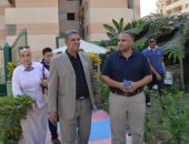 صور.. وكيل "تضامن الإسكندرية" يتفقد مدينة بشاير الخير بغيط العنب