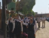 شاهد.. كيف قدمن طالبات مدرسة أرمنت الإعدادية بنات بالأقصر الإذاعة المدرسية