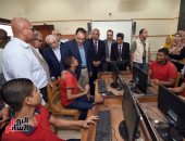 رئيس الوزراء يطالب التعليم بمدرسة فنية لمياه الشرب بكل محافظة (فيديو وصور)