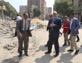 محافظ الجيزة: حصر الشوارع المتهالكة ورصفها وتحذيرات لشركات النظافة من التقصير