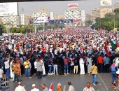 فيديو وصور.. تزايد أعداد المشاركين باحتفالات دعم الدولة المصرية أمام المنصة