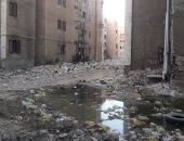 مستنقعات الصرف صحى ومقالب القمامة تحاصر مساكن جامعة جنوب الوادى بقنا