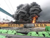 النيران تلتهم ناقلتى نفط بميناء بكوريا الجنوبية ووقوع إصابات بين العمال