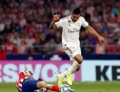 ريال مدريد مُهدد بفقدان كاسيميرو ضد برشلونة بالكلاسيكو 