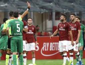فيورنتينا يذل ميلان بثلاثية فى الدوري الإيطالي.. فيديو 