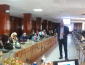 "طب بنها" تناقش نظم التصحيح الإلكترونى والتعليم الحديثة