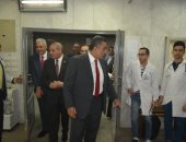 رئيس جامعة الأزهر يتفقد مستشفى باب الشعرية الجامعى 