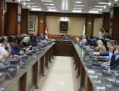 محافظ سوهاج يبحث مع البنك الدولى تقييم برنامج "تنمية صعيد مصر"