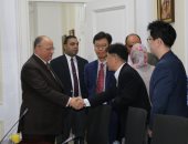 محافظ القاهرة يستقبل وفد من كوريا الجنوبية لتعزيز التعاون المشترك