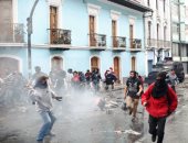 صور.. احتجاجات ضد ارتفاع أسعار المحروقات بالإكوادور والرئيس يعلن الطوارئ