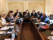 "صناعة البرلمان": لن نقبل تجاهل الحكومة وعلى الوزراء حضور اجتماعاتنا