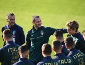 ضحك وجد فى تدريبات إيطاليا استعدادًا لمواجهتى اليونان وليشتنشتاين.. صور