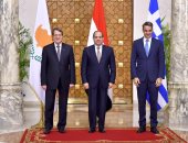 نص الإعلان المشترك الصادر عن القمة السابعة لآلية التعاون الثلاثى بين مصر وقبرص واليونان.. اتفاق على تعزيز الجهود الدولية فى مكافحة الإرهاب والتطرف.. وإدانة قوية لأى محاولة تركية لتقويض وحدة الأراضى السورية