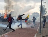 متظاهرون يقتحمون مبنى الجمعية الوطنية فى الإكوادور احتجاجا على إجراءات التقشف