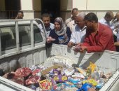 ضبط لحوم وأغذية فاسدة خلال حملة تموينية ببندر القوصية فى أسيوط