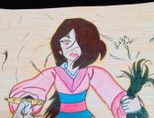 قارئة تشارك برسومات باستخدام القلم الرصاص والفحم