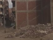 شكوى من تراكم القمامة بجوار مزلقان العبد بشبين الكوم