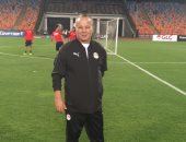 شوقى غريب يسمح للمستبعدين من المنتخب بالرحيل عن معسكر العين السخنة