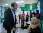 رئيس حكومة تونس يدلى بصوته فى الانتخابات الرئاسية