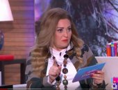 فيديو.. "كلام ستات" يعرض تعامل المارة من سيارات تنتظر فى أماكن خاطئة