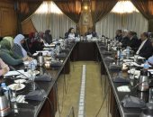 رئيس جامعة القناة: يجب تشجيع الطلاب على ممارسة الأنشطة لتنمية مهاراتهم