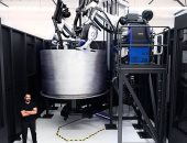 تفاصيل تدريب الروبوتات العملاقة على بناء صواريخ الفضاء المطبوعة 3D