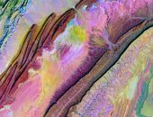 شاهد الأرض بالألوان من صور الأقمار الصناعية والطائرات بدون طيار