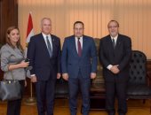 محافظ الإسكندرية يستقبل سفير الدنمارك بمصر لبحث سبل تعزيز العلاقات بين الجانبين