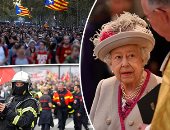 صور.. العالم هذا المساء.. اشتباكات جديدة بين الشرطة والمتظاهرين فى برشلونة.. والملكة إليزابيث تشارك فى إحياء الذكرى الـ750 لتأسيس "ويستمنستر آبى".. ورجال الإطفاء بباريس يطلقون مظاهرة والشرطة تتصدى لهم