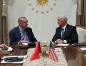 بنس: ترامب وافق على سحب العقوبات الاقتصادية على تركيا بعد تنفيذ الاتفاق