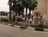 بدء أعمال تجديد رصف طريق كورنيش النيل وتطوير ميدان الإبروتيل بالأقصر.. صور