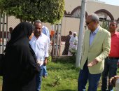 صور.. محافظ قنا يتفقد أعمال التطوير بمحيط مسجد عبد الرحيم القنائى