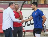 أيمن أشرف يعود لتشكيلة الأهلي في مواجهة المصري