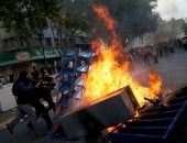 مظاهرات تشيلى تتحول إلى حرب شوارع والشرطة تتصدى لأعمال الشغب