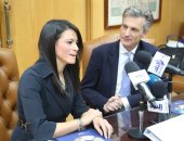 صور.. الدكتورة رانيا المشاط: الشعب البريطانى كان يطالب بعودة الطيران لعشقه شرم الشيخ