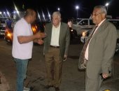 محافظ جنوب سيناء يجرى جولة تفقدية ليلية بمدينة شرم الشيخ