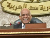 صور.. رئيس البرلمان: "مساعدون فى الحكومة يمثلون الدولة العميقة.. وبيخوفوا الوزراء"